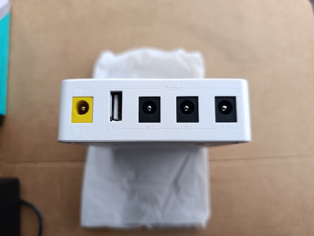 Новый ДБЖ для роутера ONU MARSRIVA 10000mAh Smart Mini DC UPS KP3 - фото фото фото 1