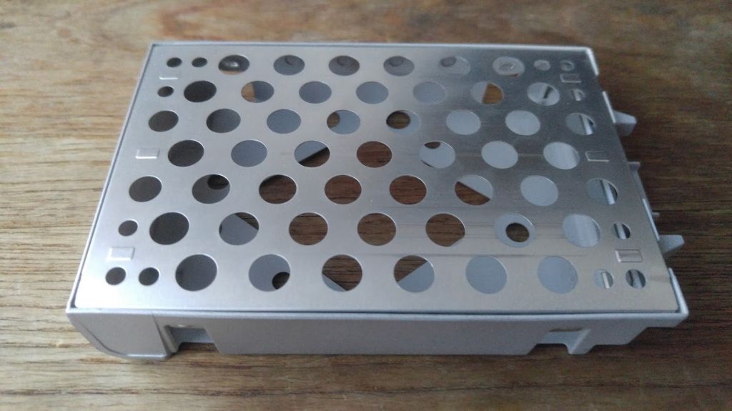 Корпус корзины диска           (HDD caddy) ноутбука Panasonic CF-C1 - фото фото фото 1