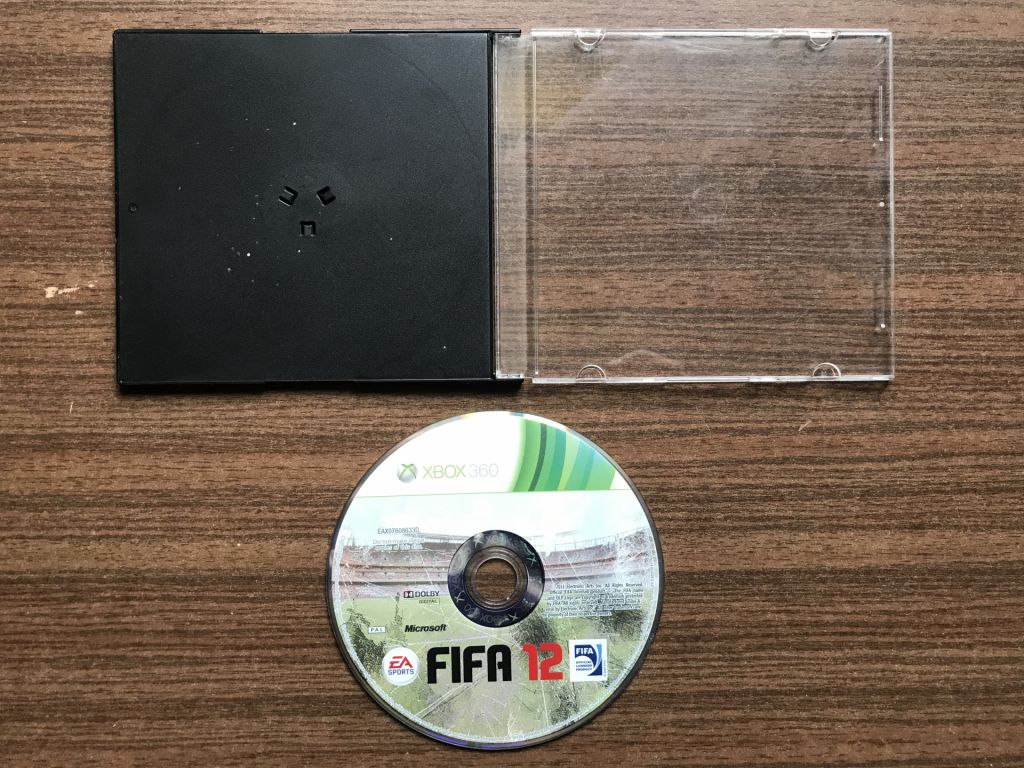 Игра на Xbox 360 "FIFA 12"      (PAL) - фото фото фото 0