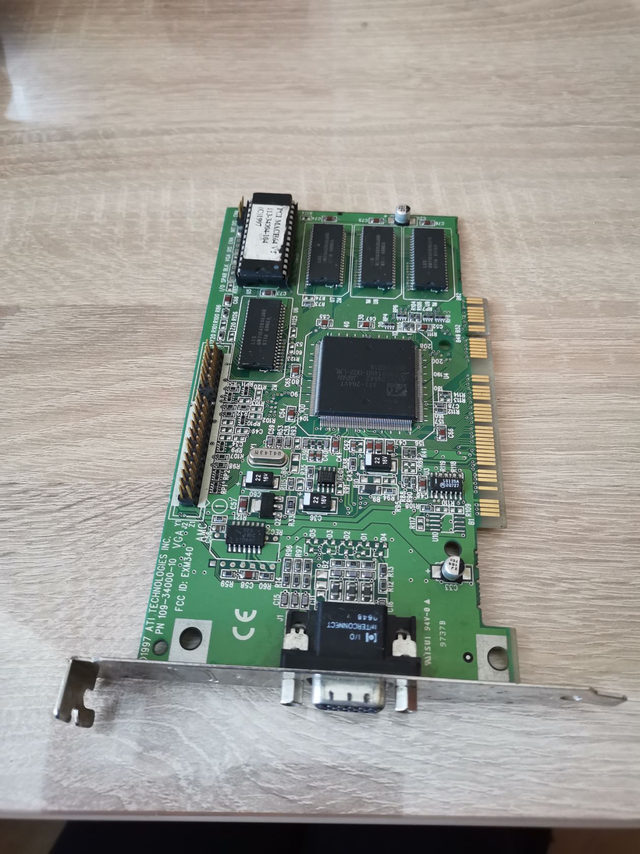 Видеокарта ATI Mach64 VT PCI - фото фото фото 0