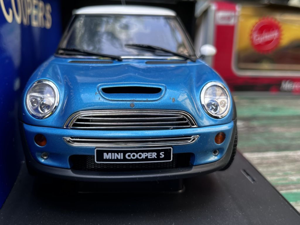 Mini Cooper S by AutoArt 1:18 - фото фото фото 3