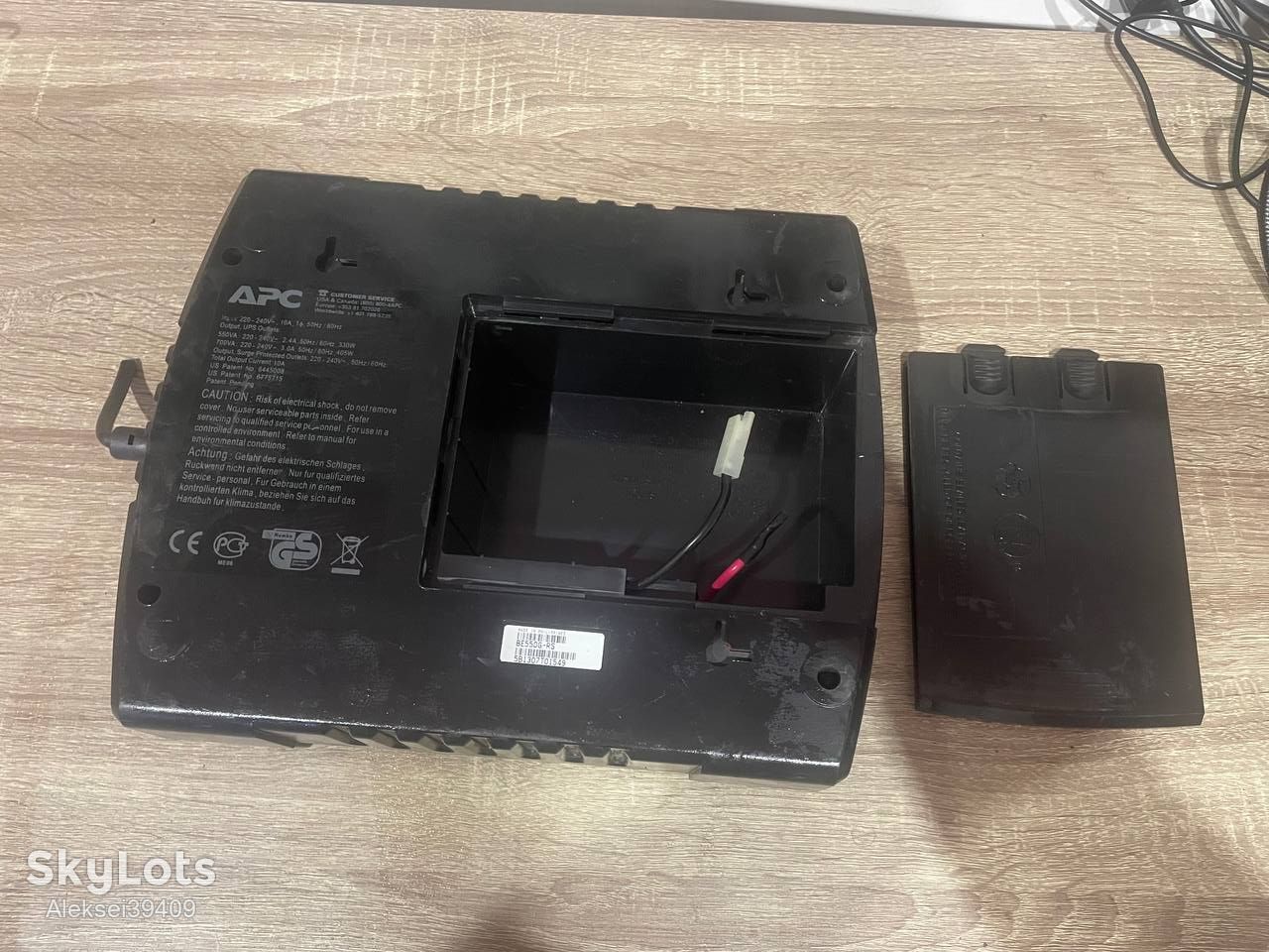 Джерело безперебійного живлення        (ИБП) APC Back-UPS ES 550VA / 330W        (BE550G-RS) - фото фото фото 5
