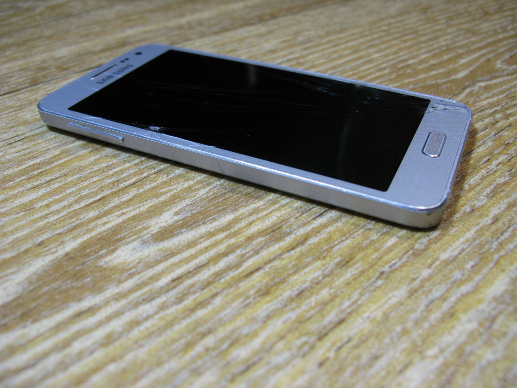 Samsung Galaxy A3 SM-A300FU 2/16GB - фото фото фото 4