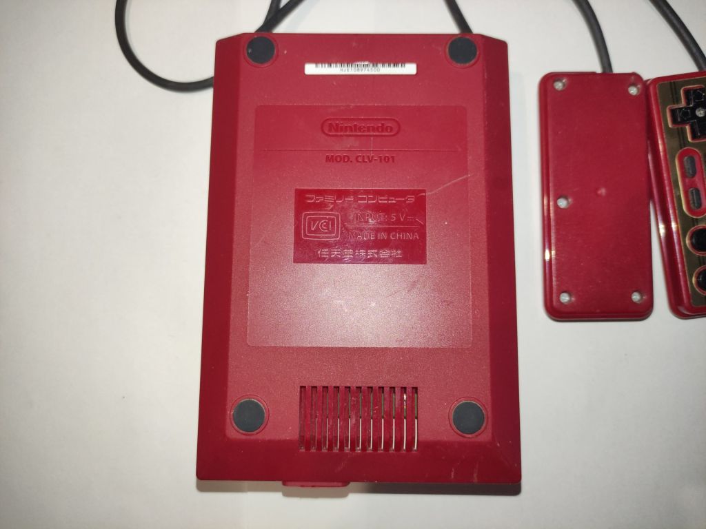 Nintendo Famicom Classic Mini консоль б/в Оригінальна   (тільки консоль) - фото фото фото 4