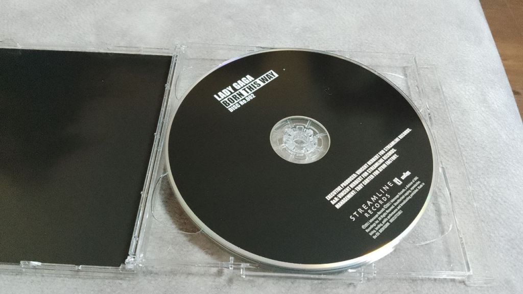 lady gaga - born this way. 2 cd, новый, европа - фото фото фото 4