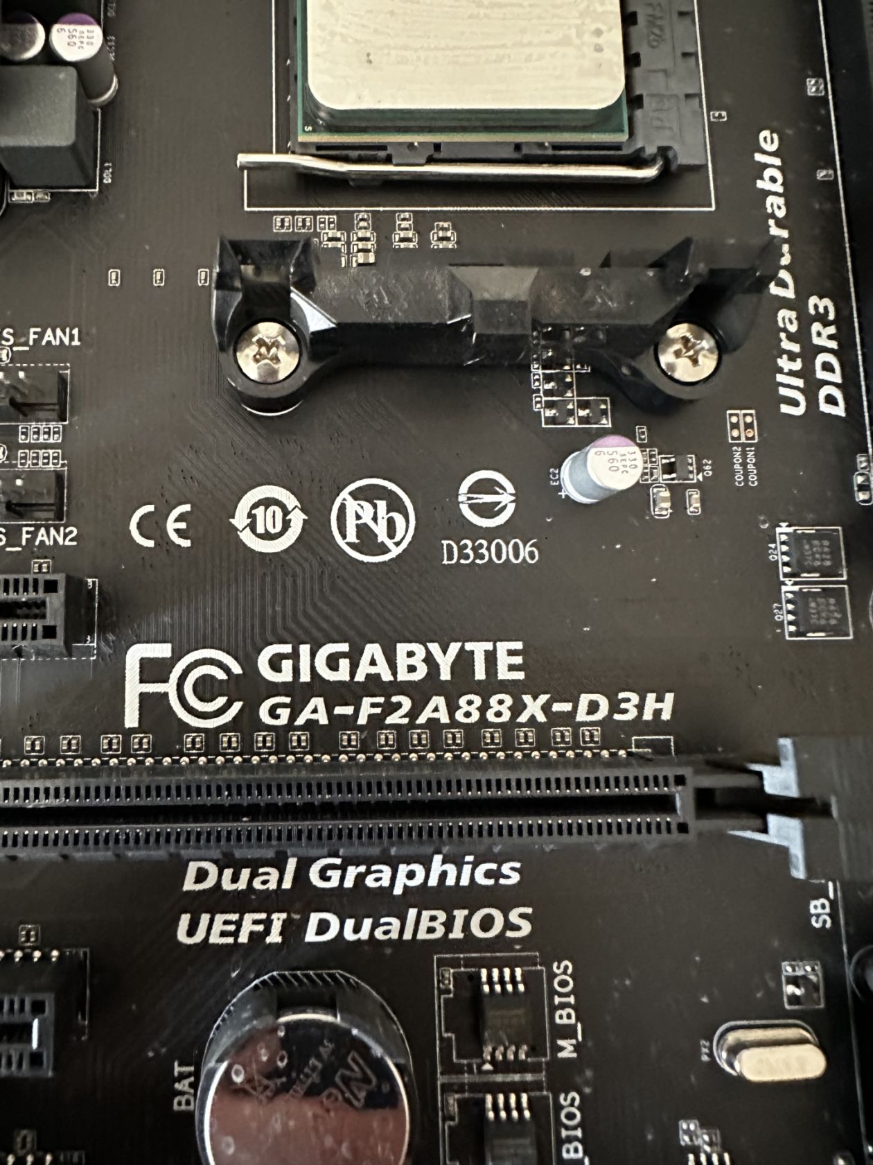Материнська плата Gigabyte GA-F2A88X-D3H  (sFM2+ +  Процесор AMD A8 7600 - фото фото фото 1