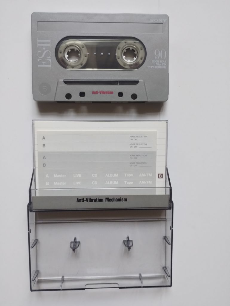 Аудиокассета Sony ES II 90 - фото фото фото 0