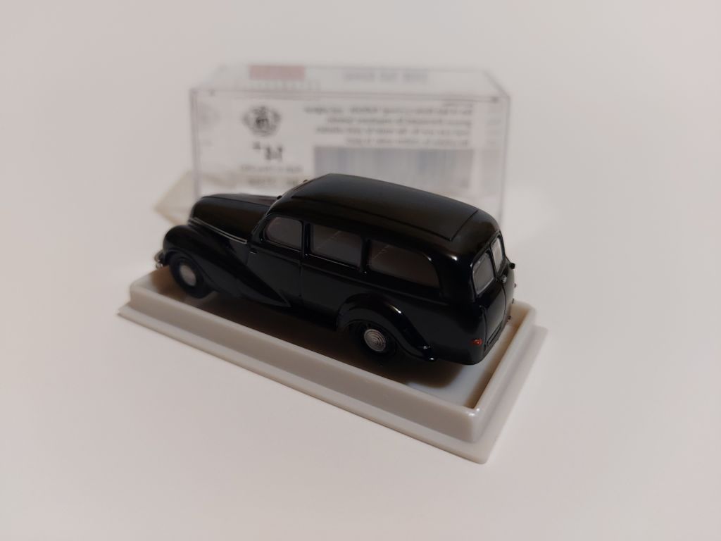 Brekina 1:87 EMW 340 Kombi, black - фото фото фото 2