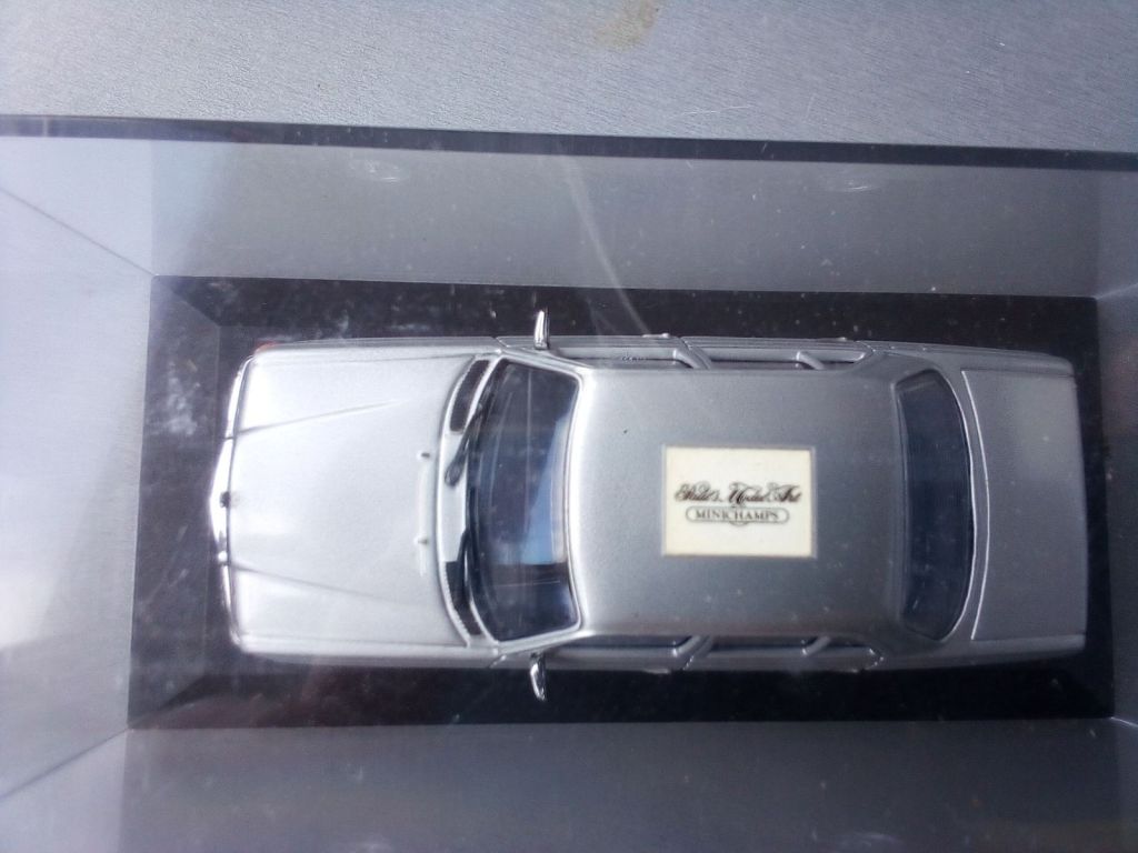 1/43 Minichamps Mercedes Benz 230 E W123 1982 - фото фото фото 3