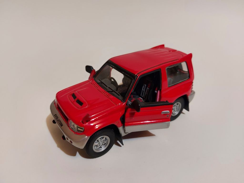 Hongwell Cararama 1:43 Mitsubishi Pajero - фото фото фото 4