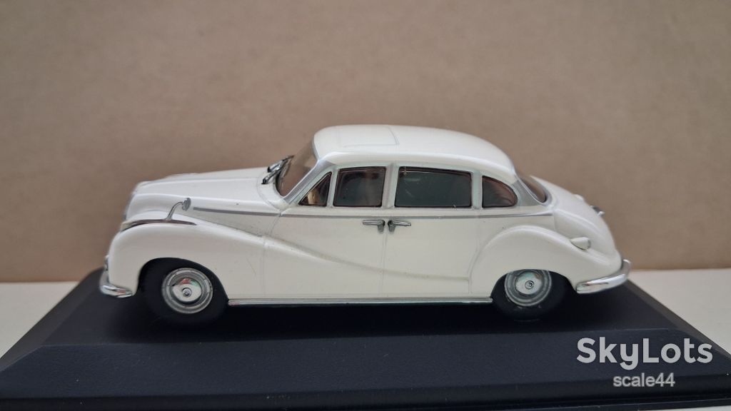 BMW 502 V8 Limousine.Minichamps.1/43 - фото фото фото 1