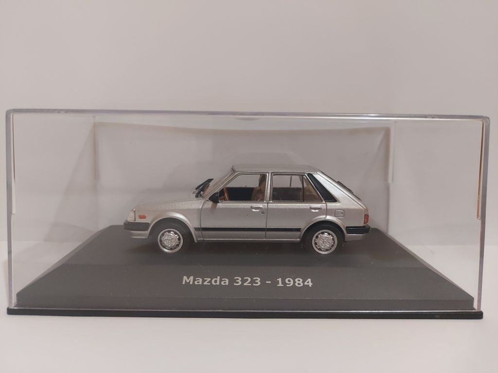 Hachette 1:43 Mazda 323  (1984) silver - фото фото фото 0