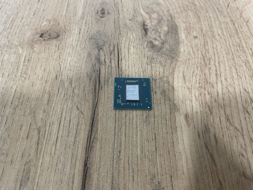 Відеочіп AMD ATI 216-0905074   (Radeon Pro WX 3100)  Refurbished Original - фото фото фото 0