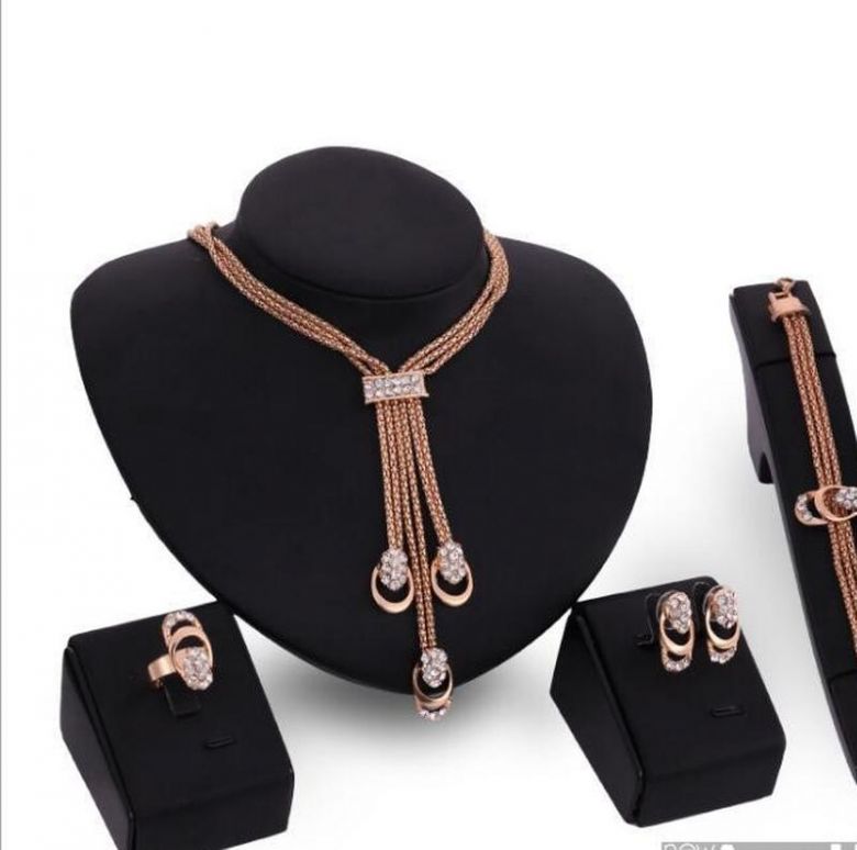 Набір Fashion Jewelry кольєбраслетсергикільце - фото фото фото 0