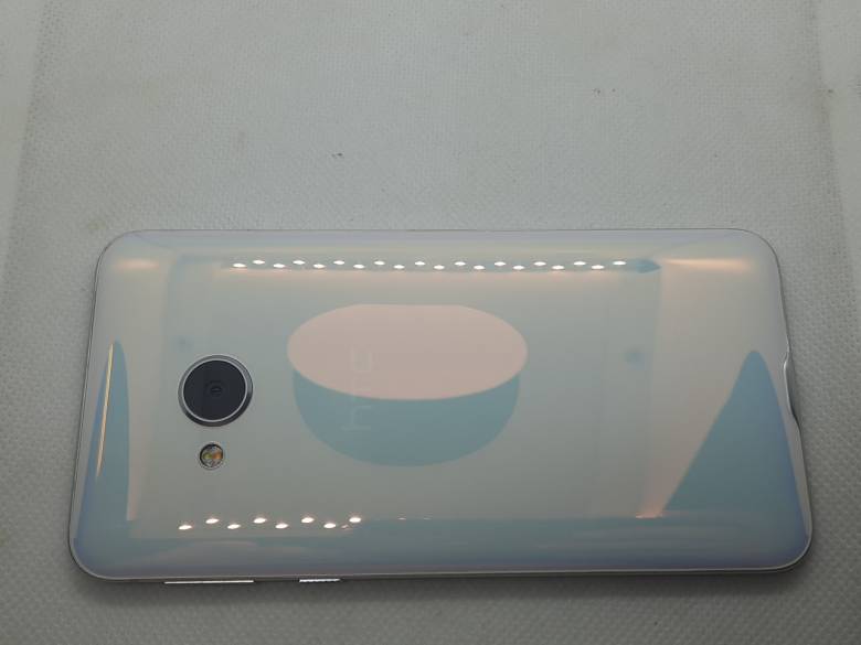 HTC U Play 3/32GB White #1867ВР - фото фото фото 2