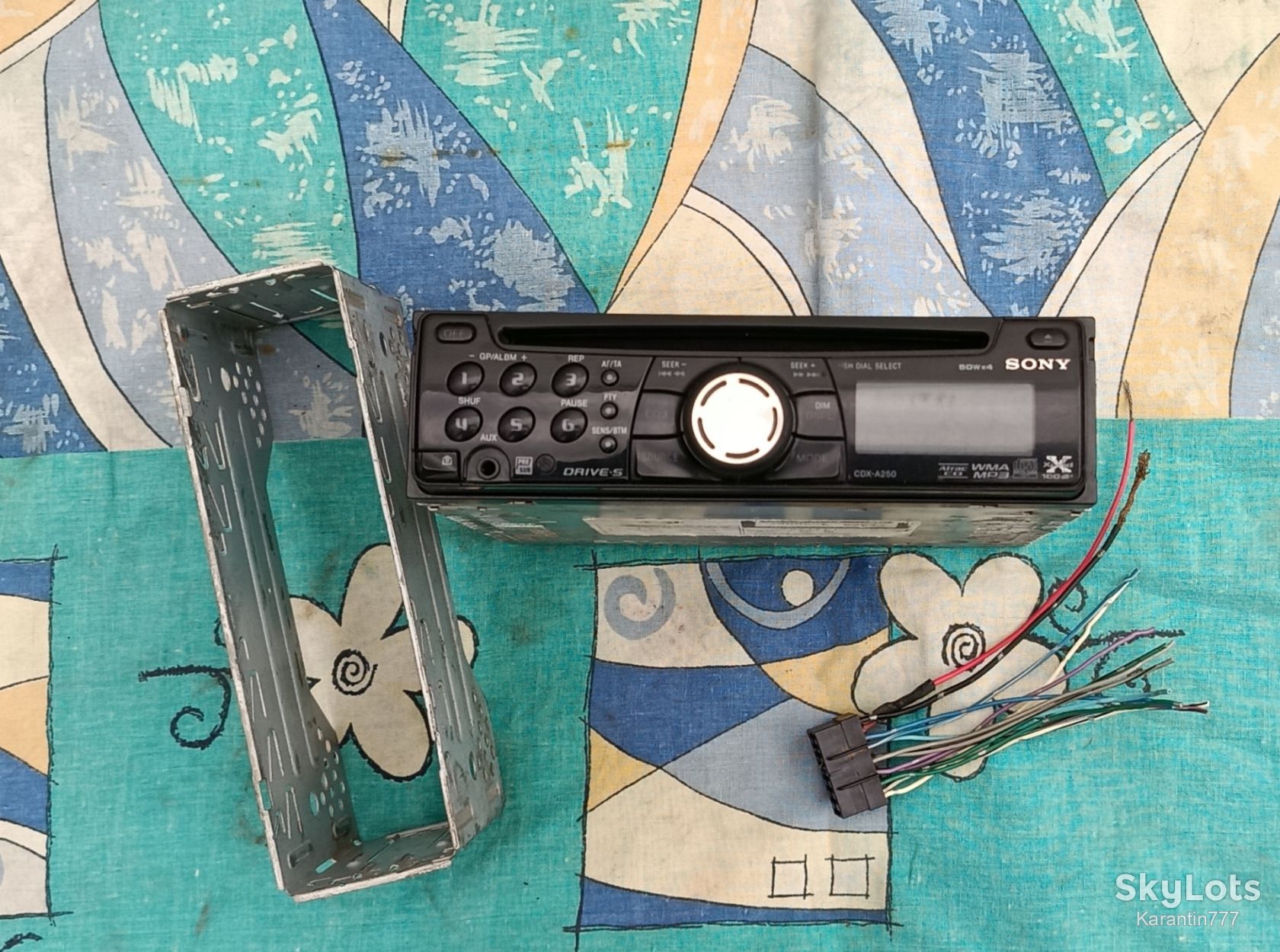 Автомагнитола Sony CDX-A250  (из Европы) - фото фото фото 0