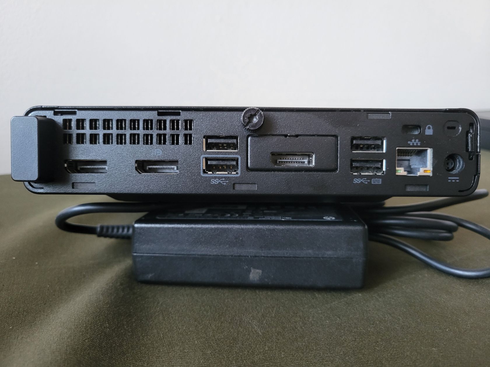 Неттоп HP EliteDesk 705 G4 Ryzen 2400GE 8/128Gb SSD WiFi Win11Pro - фото фото фото 2
