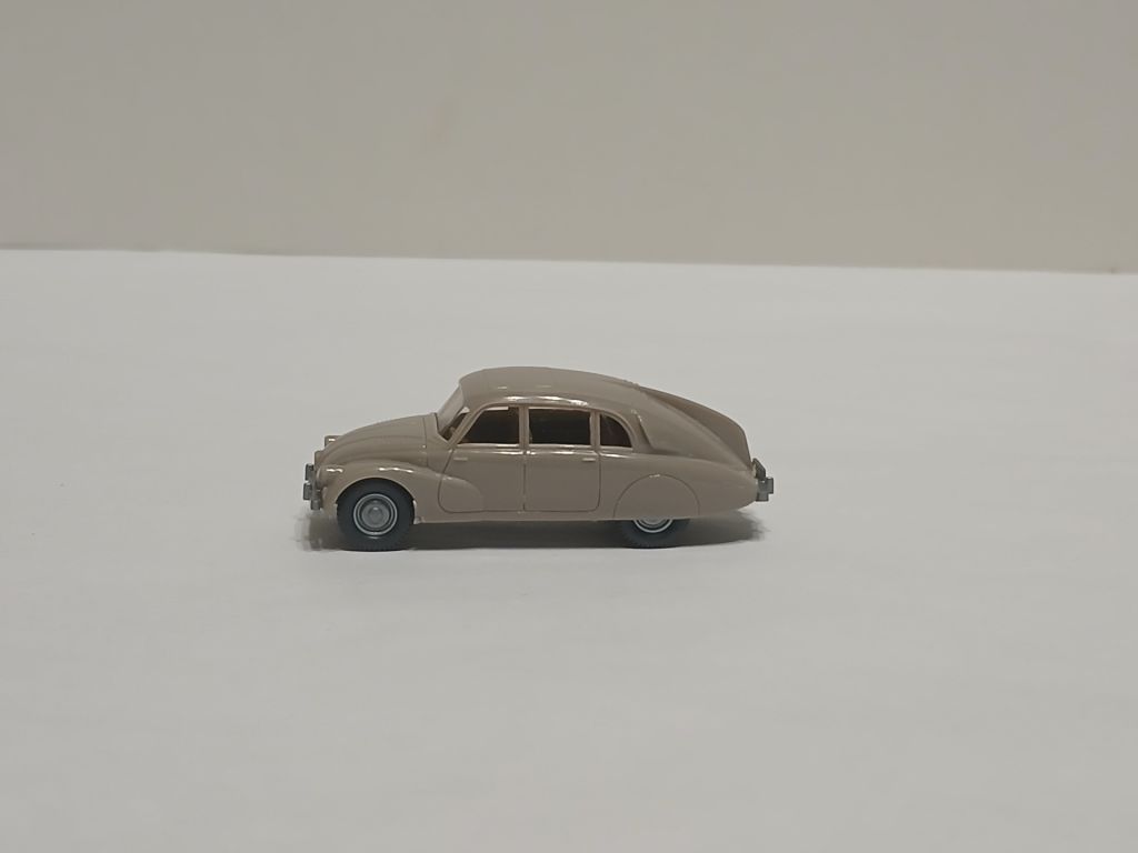 Автомобіль TATRA 87. WIKING 1:87 H0  (11832). - фото фото фото 2