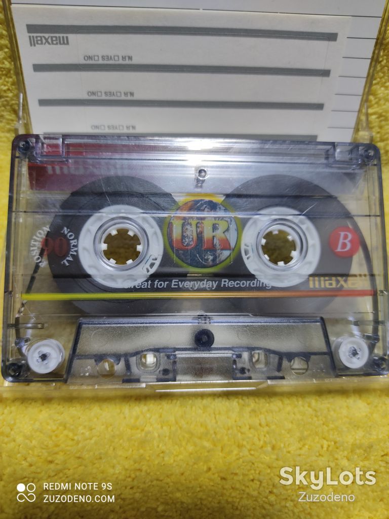 Б/У Аудио кассета MAXELL UR 90 - фото фото фото 2