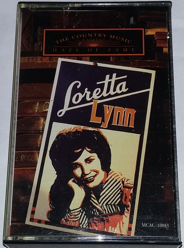 LORETTA LYNN Country Music Hall Of Fame.  Cassette US - фото фото фото 0