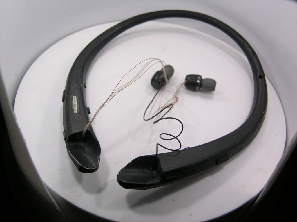bluetooth стерео гарнитура lg Tone HBS-910 Harman Kardon з США - фото фото фото 7