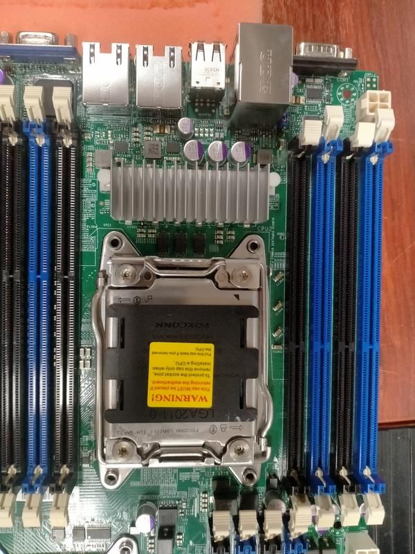 Supermicro X9DRW-3F | 2x Xeon E5-2600 v2 Support | 16x DDR3 Slots - фото фото фото 6