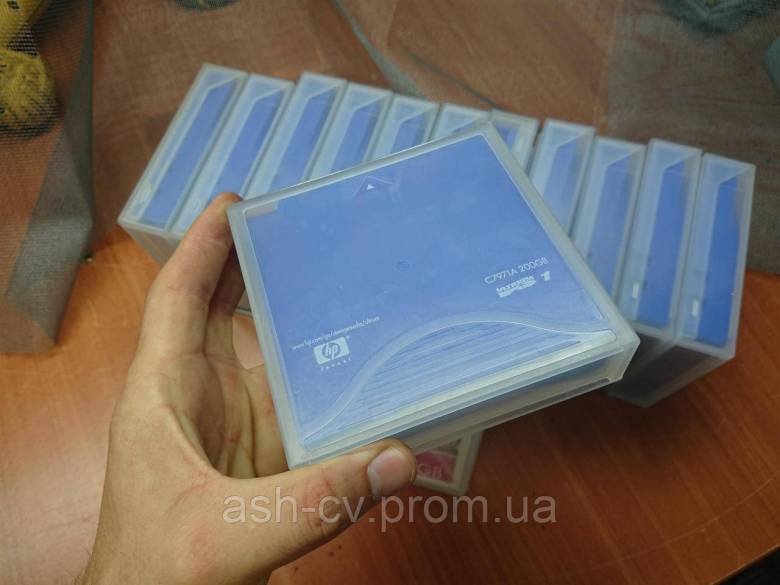 HP Ultrium Data Cartridge C7971A 200Gb - фото фото фото 1