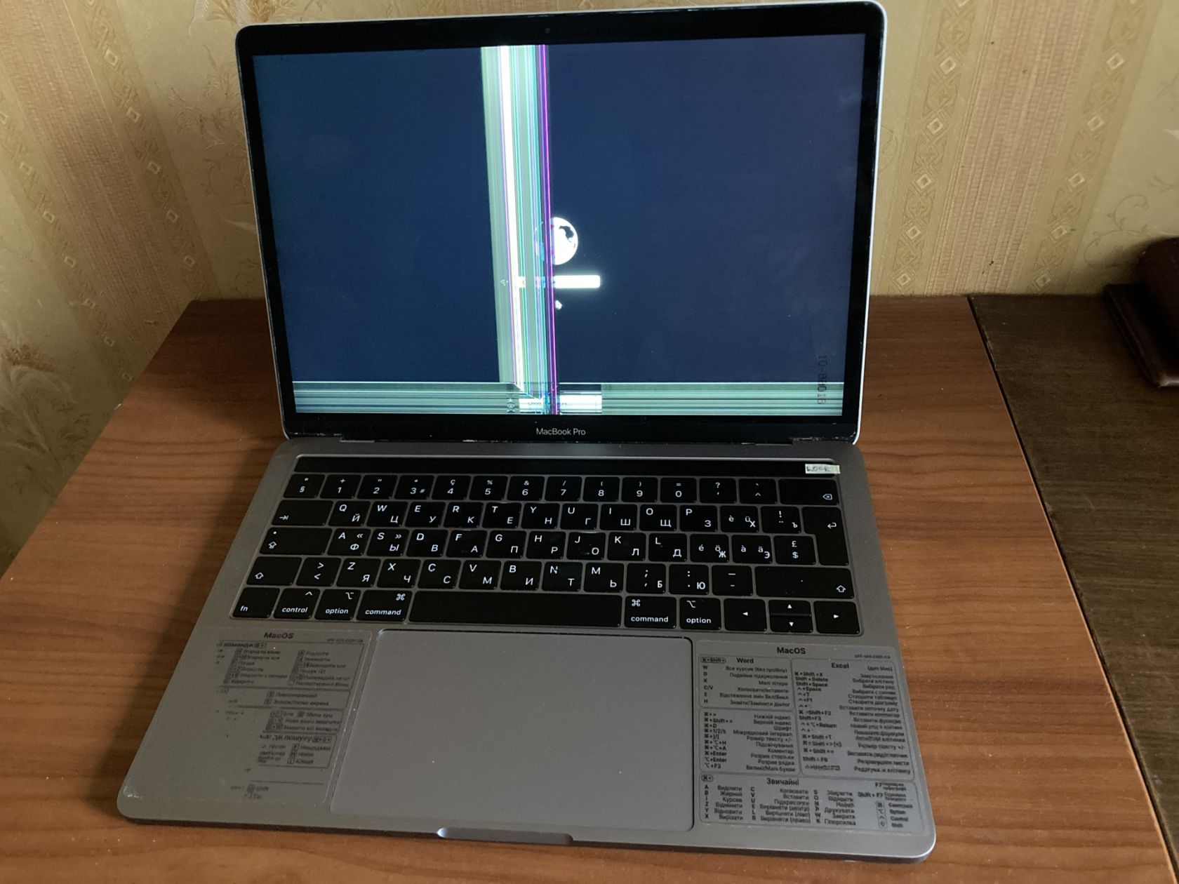 ноутбук Macbook A2159 2019р.  залочений на частини - фото фото фото 3