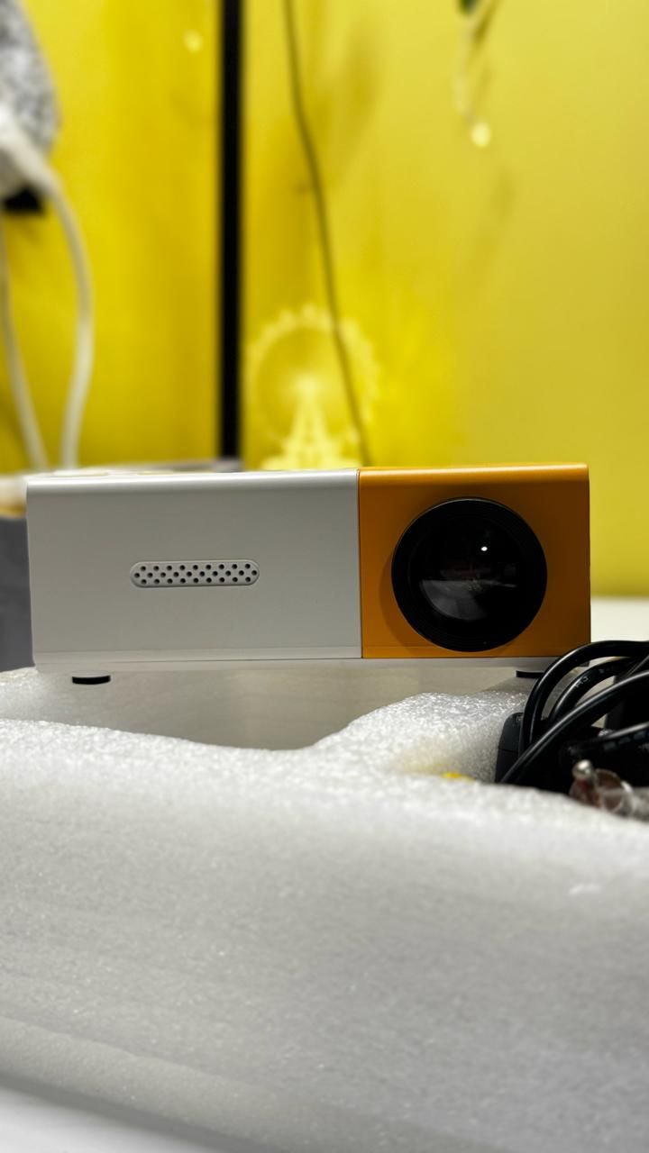 Продається новий портативний LED Projector  (міні проєктор) у фірмовій упаковці. - фото фото фото 1