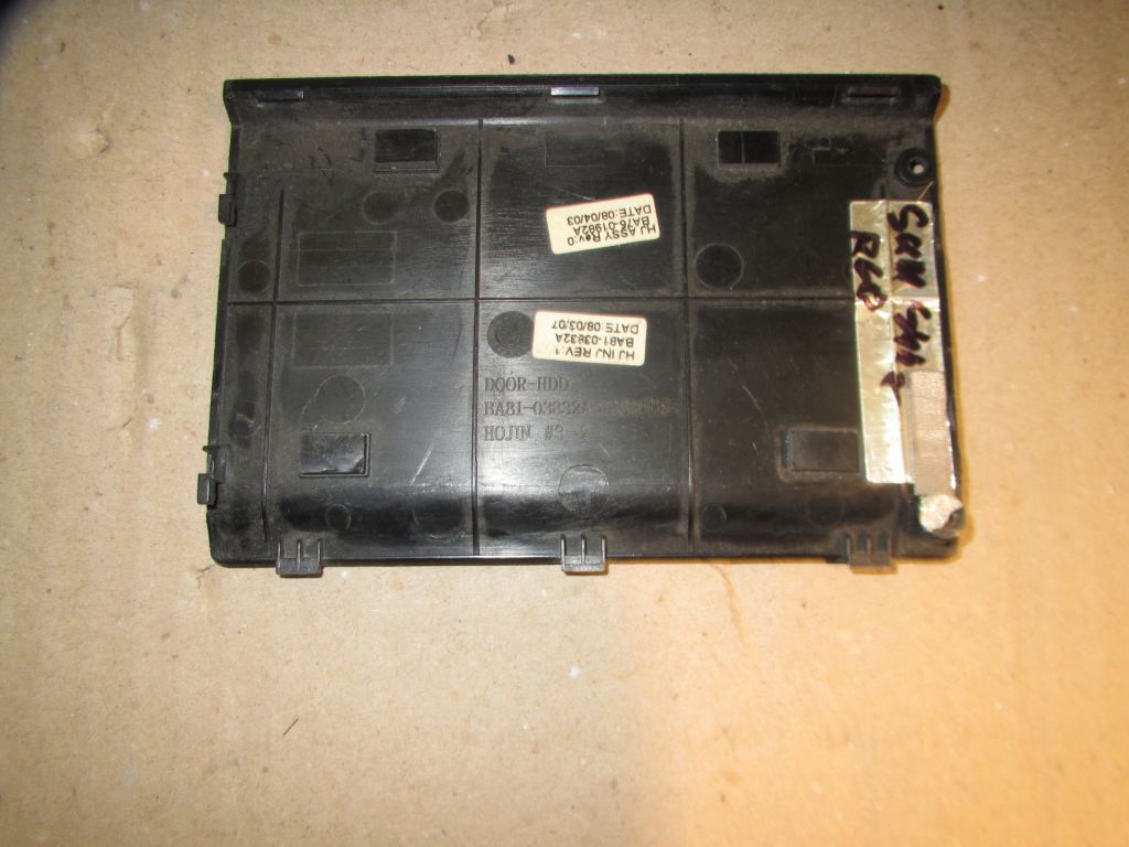 корпус ноутбука Samsung NP-R60 R58 - сервисная крышка HDD  (BA81-03832A) - фото фото фото 1