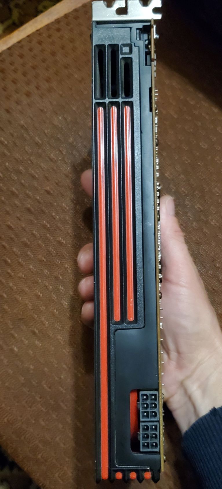 Видеокарта HD6870 1Gb Ddr5 Gigabyte - фото фото фото 3
