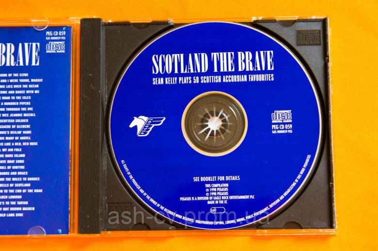 Музичний диск CD. SCOTLAND THE BRAVE - фото фото фото 5