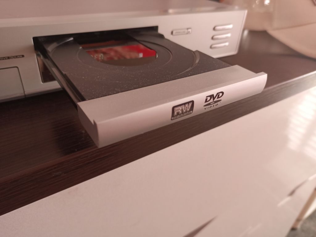 DVD плейер  XORO  HSD R505     ( не полностью  рабочий)  продажа только в Киеве - фото фото фото 3