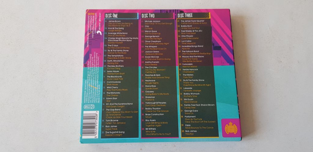 James Brown/ Earth, Wind &amp; Fire/Aretha Franklin... 3CD фірмовий - фото фото фото 1