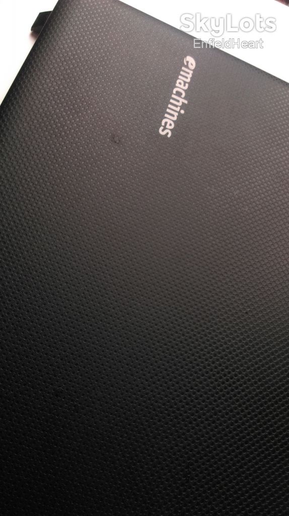 Крышка матрицы разборка Acer eMachines e732 - фото фото фото 3