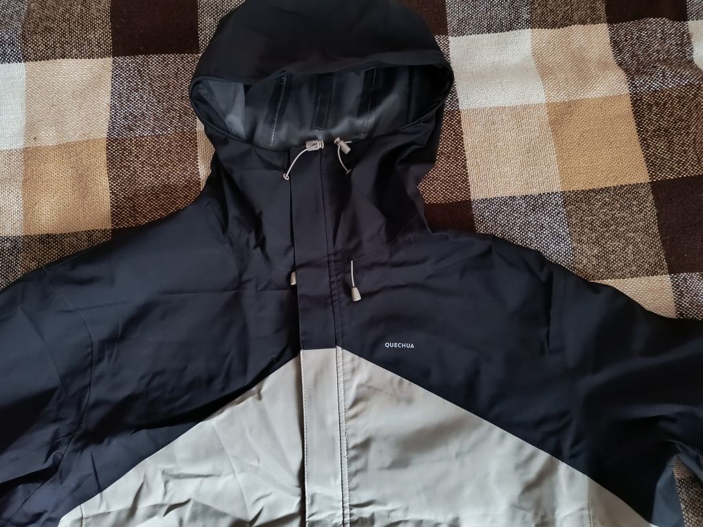 Куртка легка Quechua MH150 Waterproof - фото фото фото 2