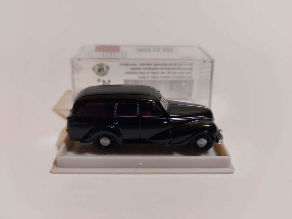 Brekina 1:87 EMW 340 Kombi, black - фото фото фото 4