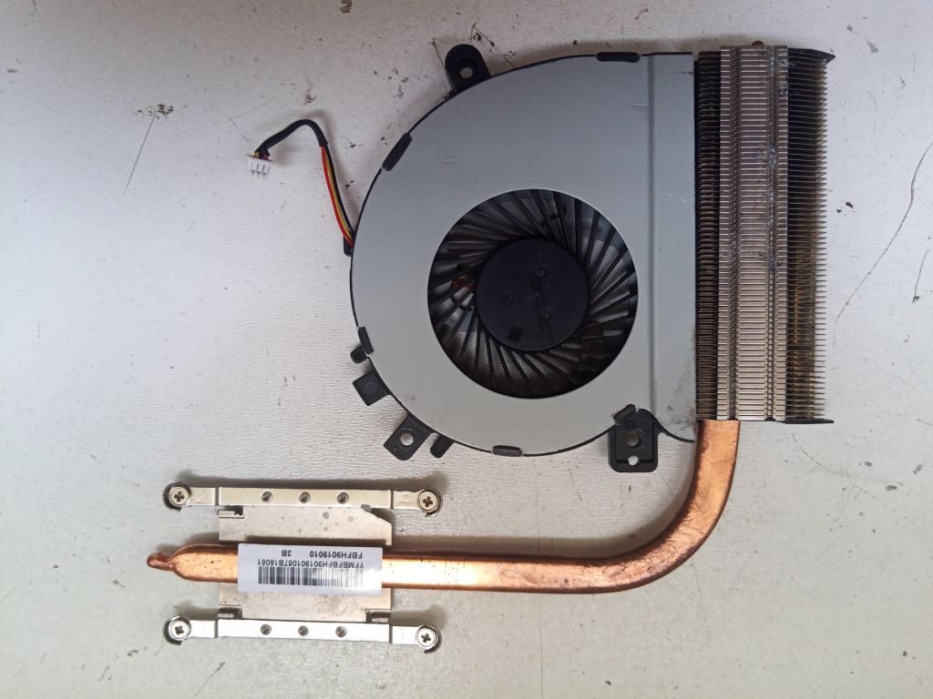 Б/У Система охолодження на FUJITSU LIFEBOOK A357 - фото фото фото 1