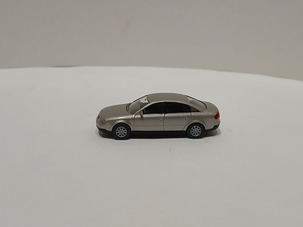 Автомобіль, AUDI A6. WIKING 1:87 H0  (11706). - фото фото фото 2