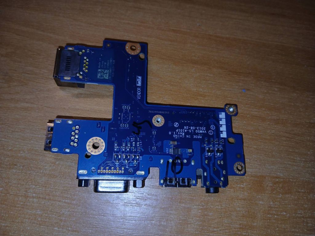 Плата модуль 2 USB, AUDIO, VGA, Ethernet LS-A101P Dell Latitude E5540 - фото фото фото 3
