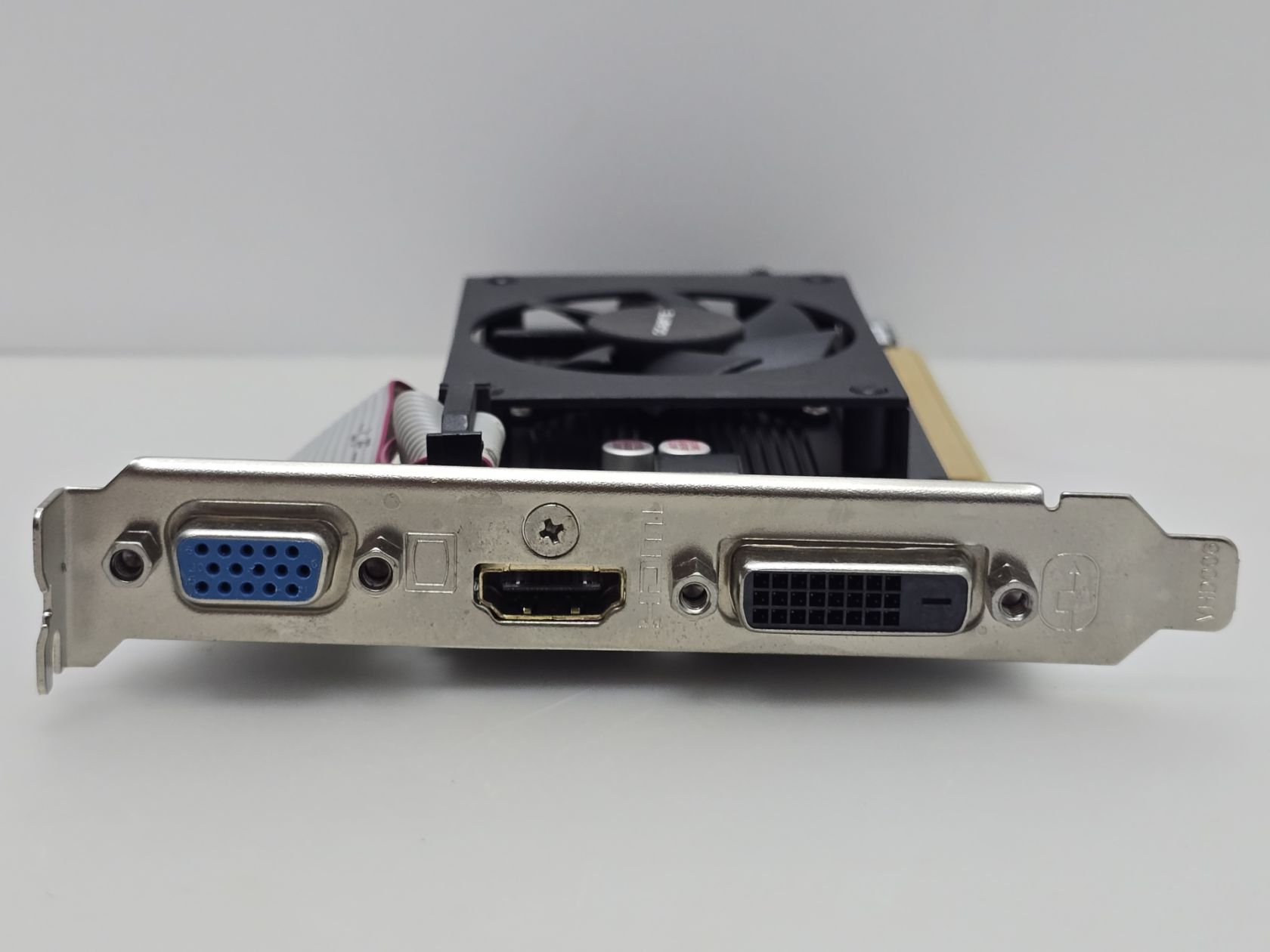 Відеокарта GIGABYTE GeForce GT 710 2GB  (GDDR3,64 Bit,HDMI,PCI-Ex,Б/у) - фото фото фото 1
