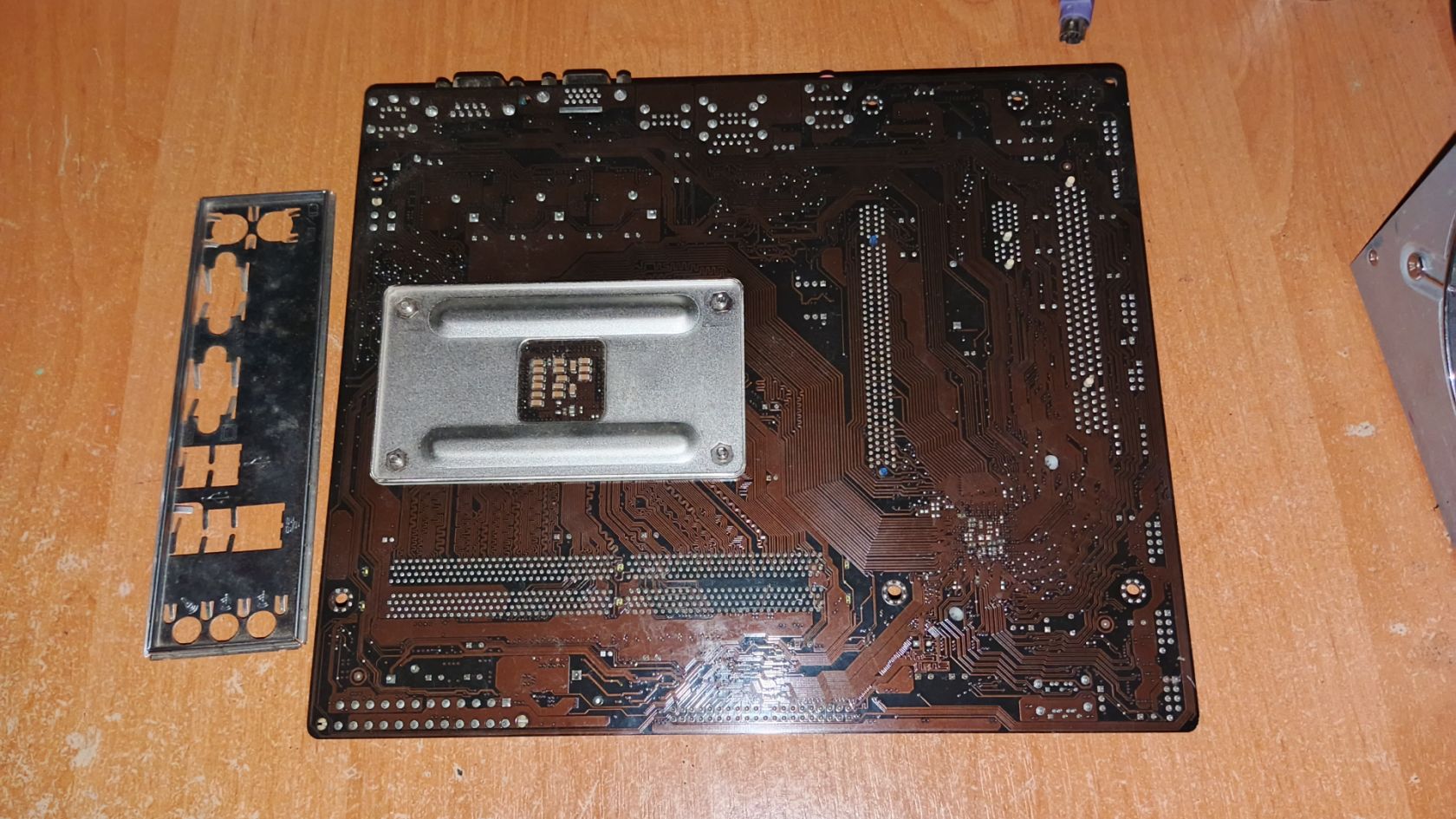 Материнська плата Asus M2N68-AM SE2  (AM2+, NVIDIA GeForce 7025, PCI-Ex16) - фото фото фото 1