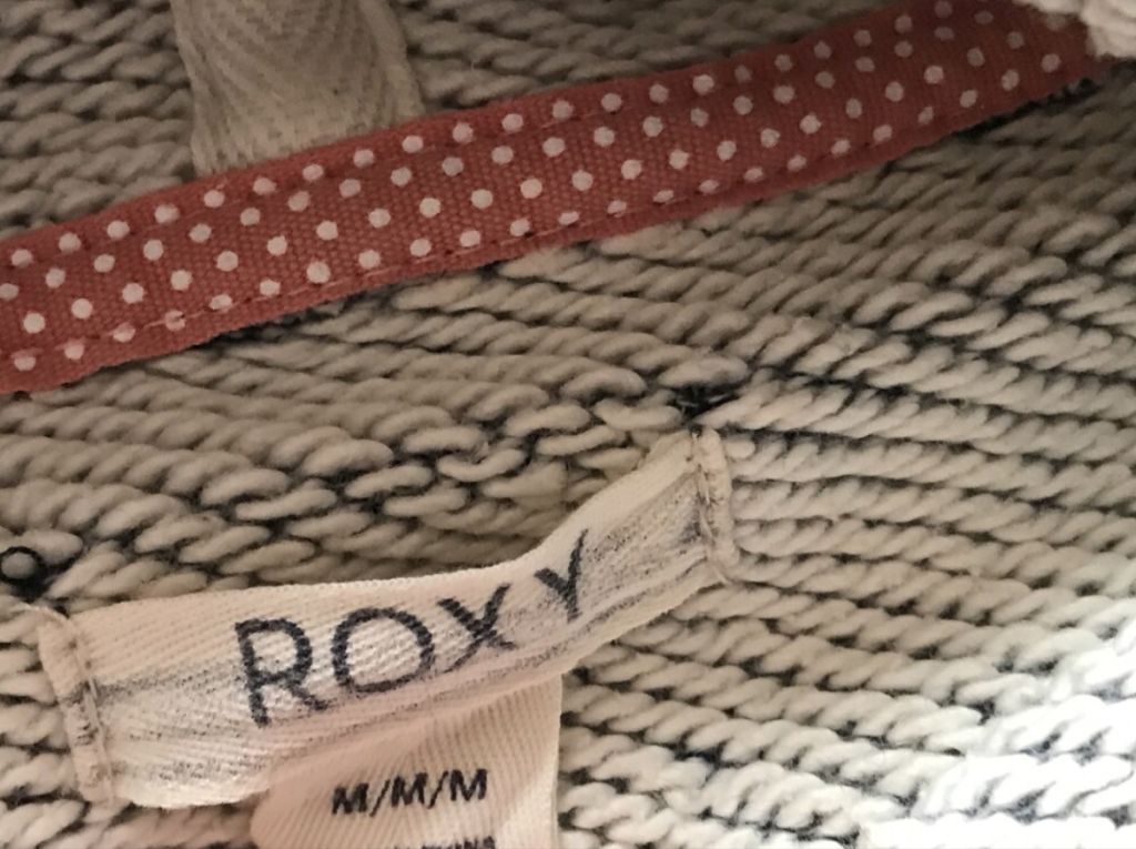 Теплый свитер кофта, австралийского бренда Roxy Counting Strass. S cост. нового - фото фото фото 5
