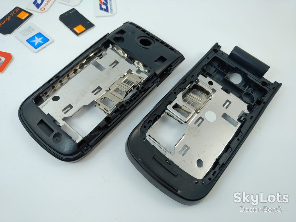 Середня частина каркас для Nokia 2720 Fold - фото фото фото 2