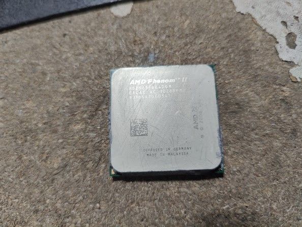 Процессор AMD Phenom II X4 965 HDZ965FBK4DGM 3.40GHz Socket AM2+ AM3 № 250307205 - фото фото фото 0
