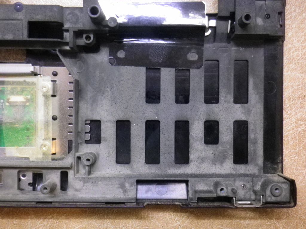 Б/У Топкейс для ноутбука Lenovo ThinkPad T400 - фото фото фото 5