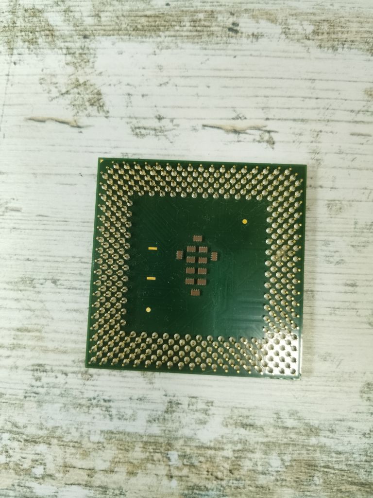 Intel Celeron 1000A/256/100/1.475v #60 - фото фото фото 1