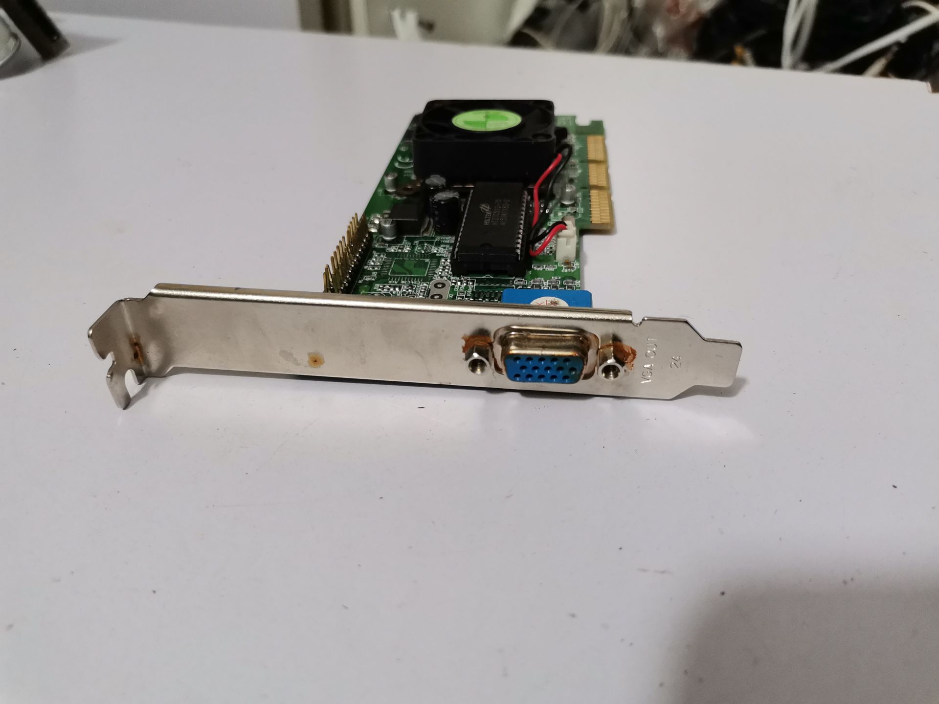Видеокарта відеокарта GeForce2 MX400 32MB 64Bit AGP - фото фото фото 2