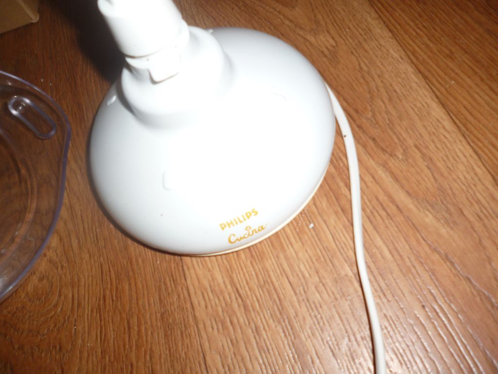 соковыжималка  Philips HR 2744/46 для цитрусових - фото фото фото 3