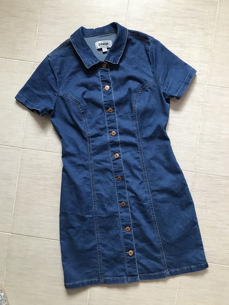 Джинсовое, приталенное платье на пуговицах, New Look denim. 38 евро - фото фото фото 4